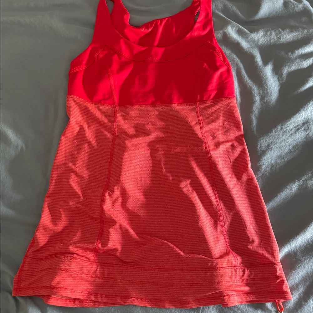 Lululemon tank top